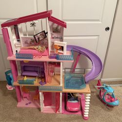 🎀 Barbie DreamHouse Playset + Barbies + Car + Helicopter 🎀