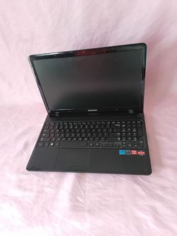 Samsung Laptop Computer (Sold as is )