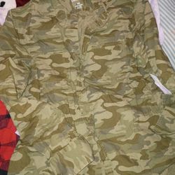 $8 MOSSIMO SUPPLY CO ATHLETIC FIT