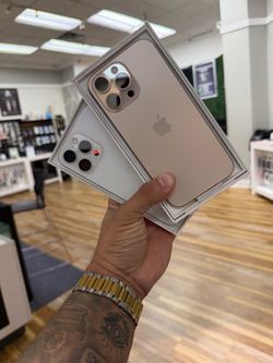 IPHONE 16 Pro max unlocked payment available $899 no credit needed