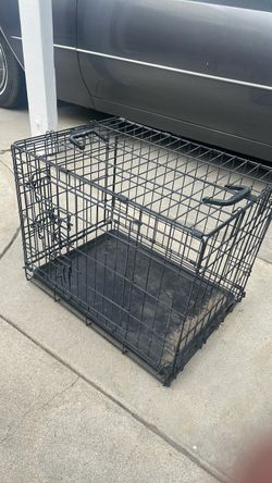 Black Wire Dog Crate with Tray - used