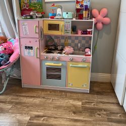 Kitchen Play With Accessories 