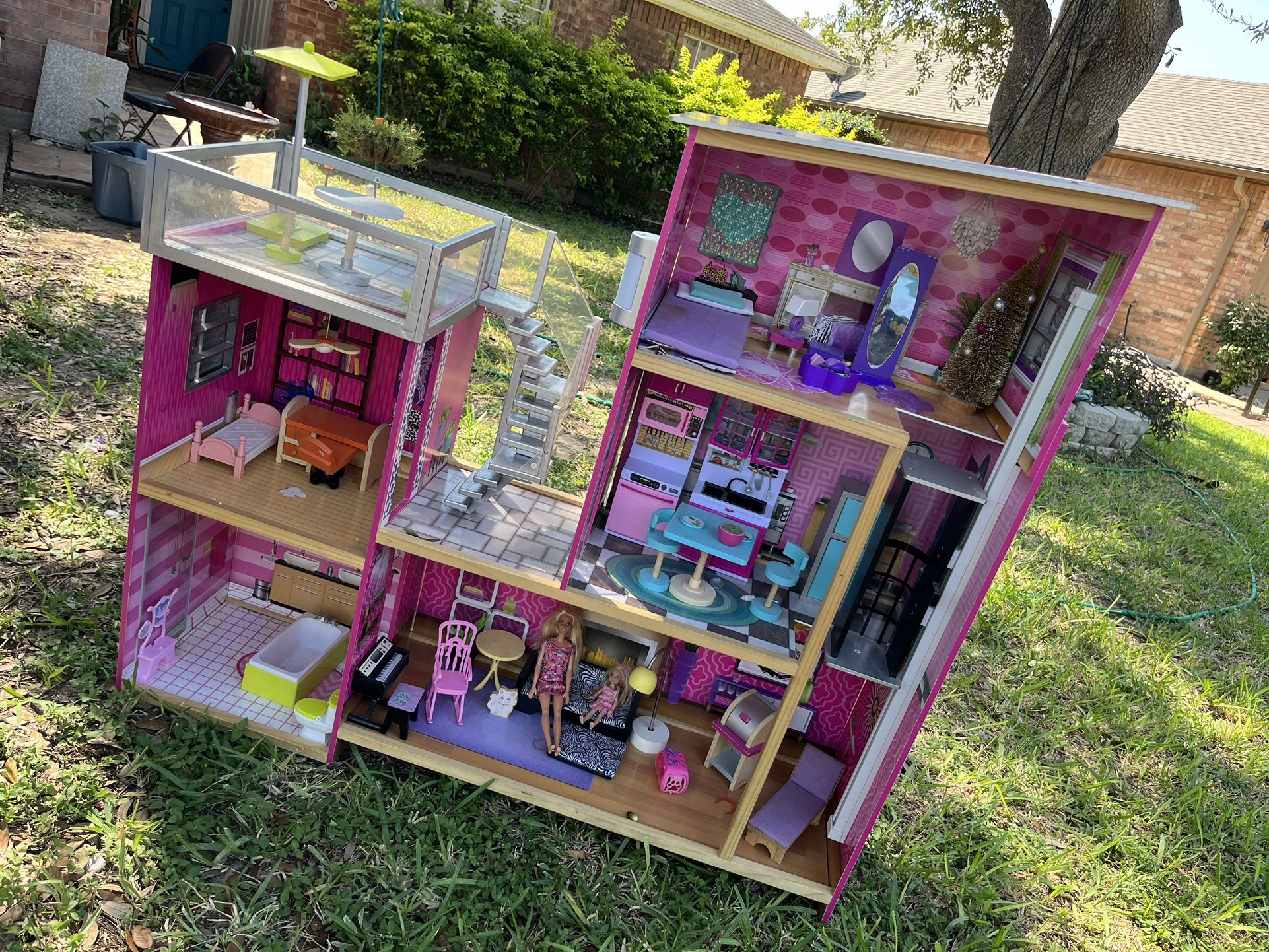 Doll House