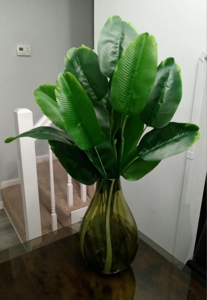 Beautiful Large 18 Leaf Faux Plant with Stunning Striped Vase.