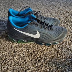 Nike Shoes  Size  11