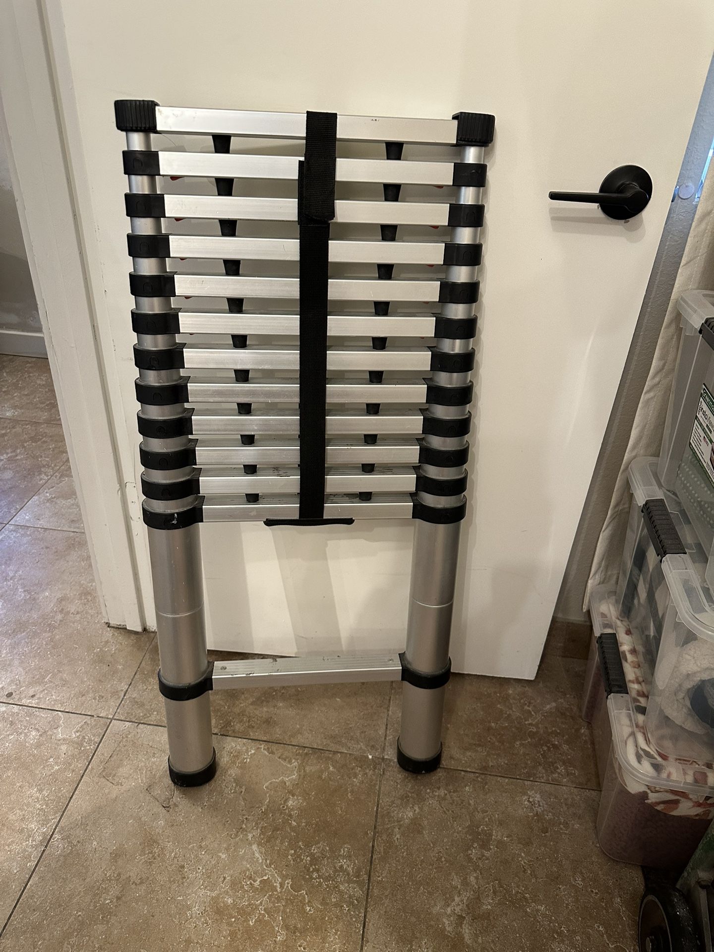 12.5 FT Aluminum Telescoping Ladder