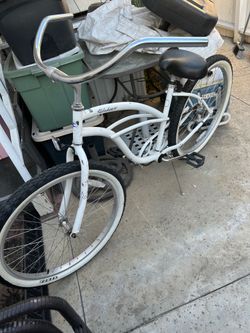 White beach cruiser 26” tire