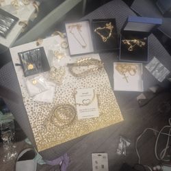 Lot Of Gold Jewelry 
