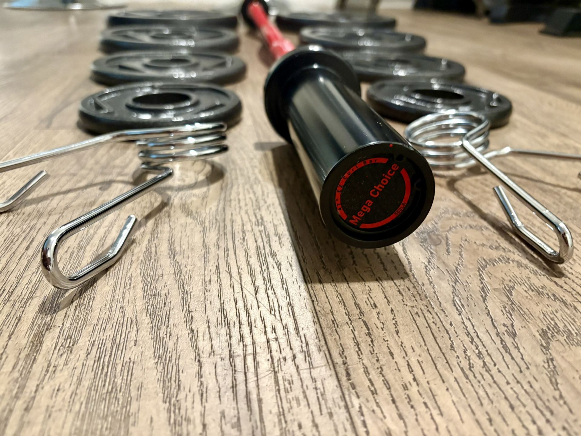 NEW Olympic Black Curl Bar With Pairs From 5s To 25s [total: 105 lbs)