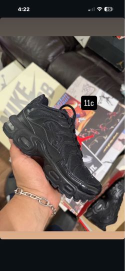 Air max black size 11c