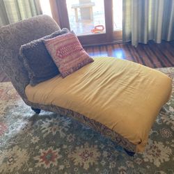 Chaise Lounger (Chaise Longue)