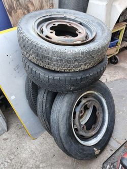 VW 66-67 Bug Rims 5 Total