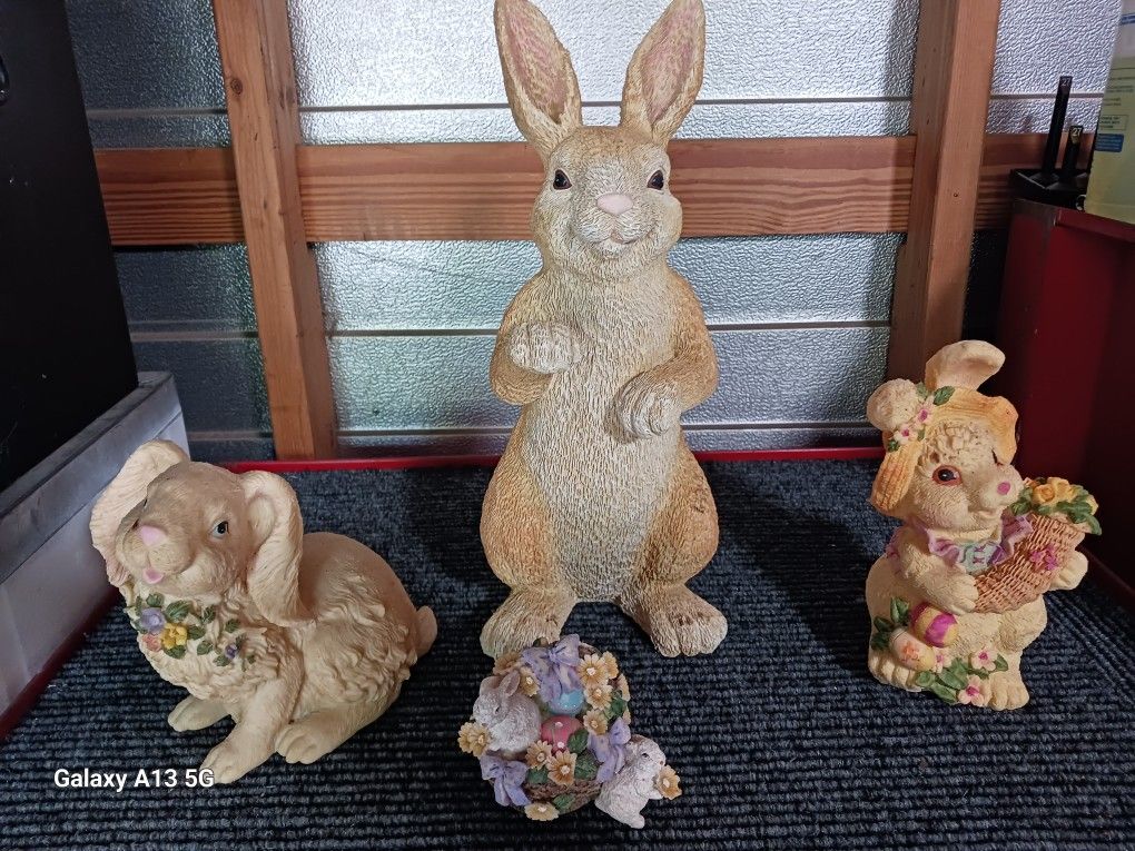 Bunny Statues