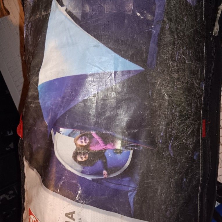 Coleman 8 Person Led Light