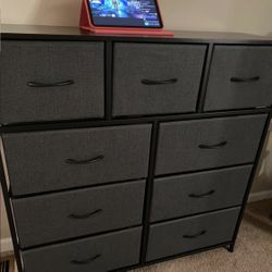 Dresser grey 