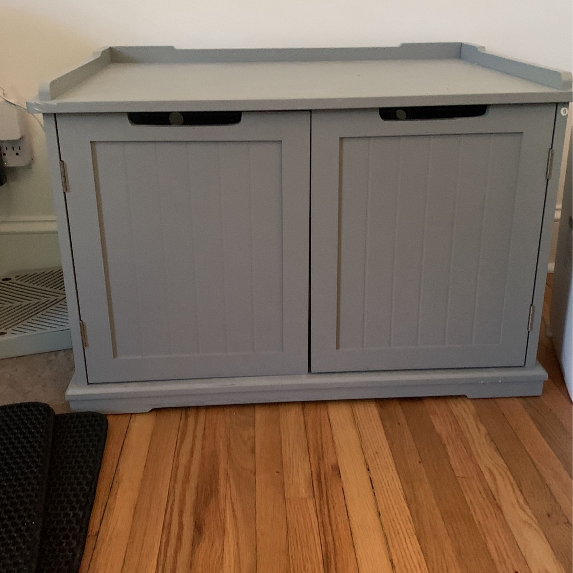 XL Cat Litter Box Enclosure & Stainless Steel Litter Box
