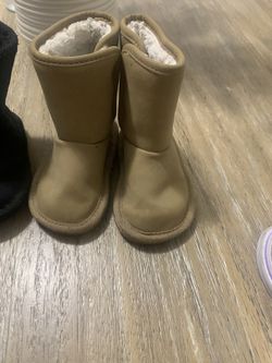 Toddler boots