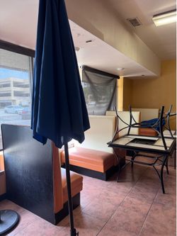 Patio umbrella with base