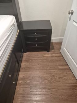 King bedroom set