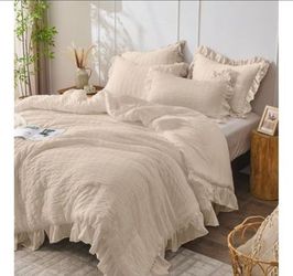 3 piece beige comforter set