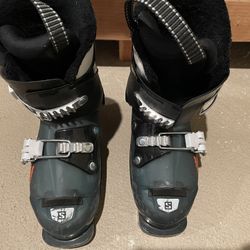 Salomon Ski Boots  Size 19/23.5