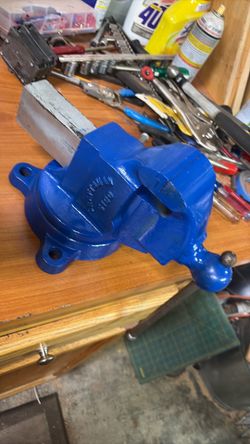 Craftsman 5160 swivel vise with 3” jaws