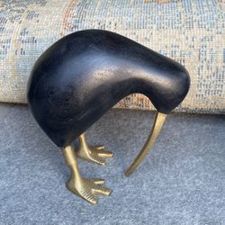 Abstract Kiwi Bird Resin Ornaments Model Room Club Living Room Coffee Table Creative Soft Decoration Crafts Ornament