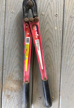Bolt cutters