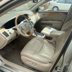 Toyota Avalon Limited