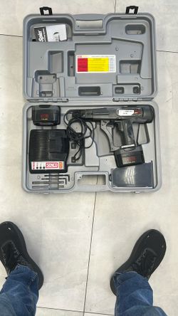 Senco DS202-14V Screwgun 