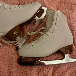 Scott Hamilton ice skates