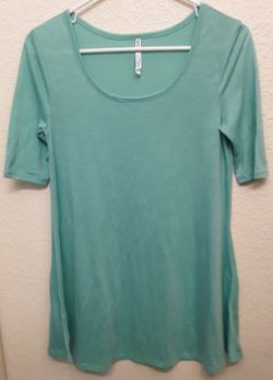 Women's shirts size medium