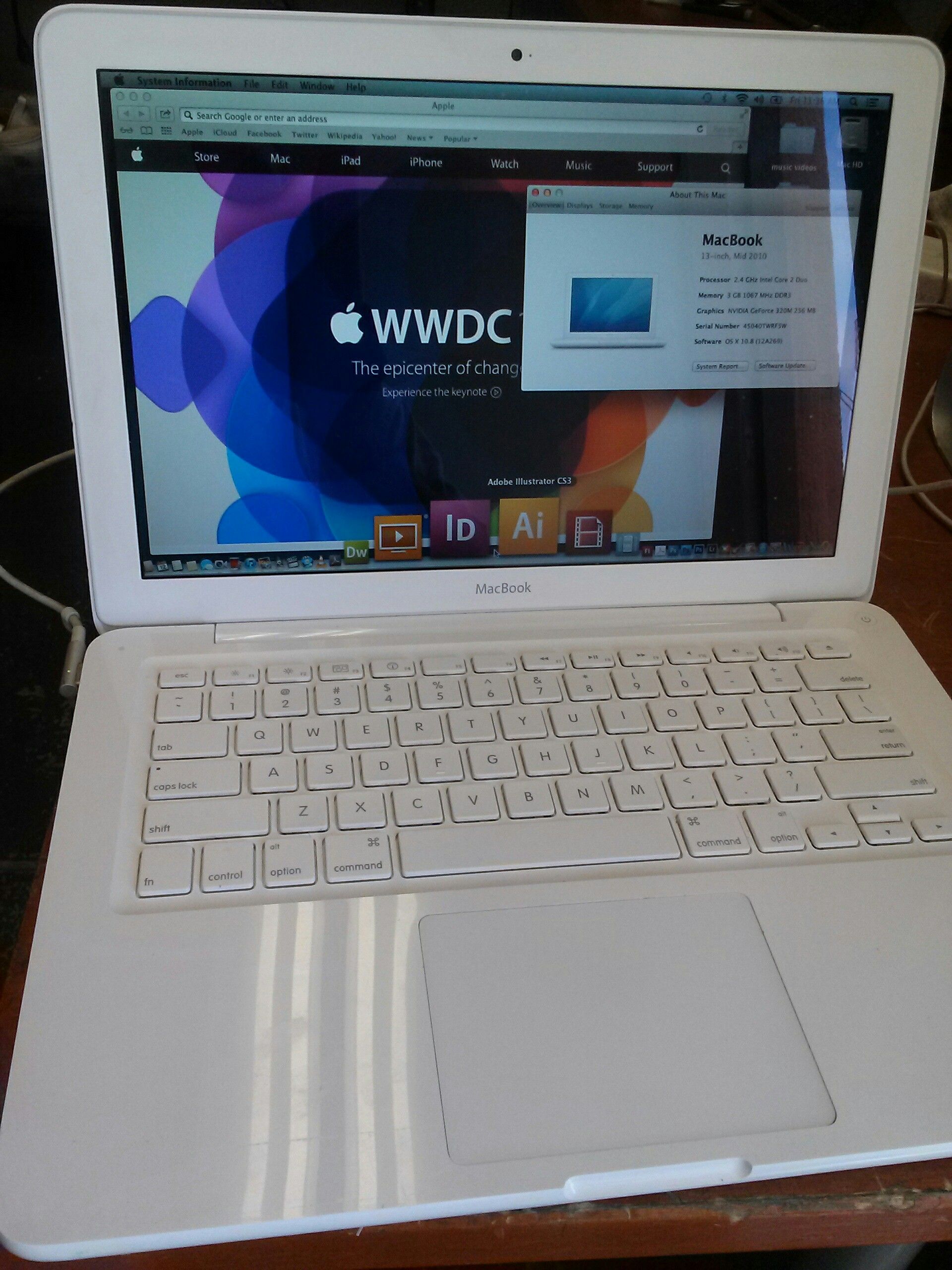 Apple MacBook Unibody 13