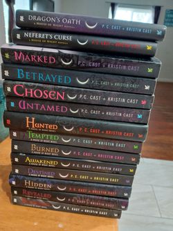 House of night entire 12 book series