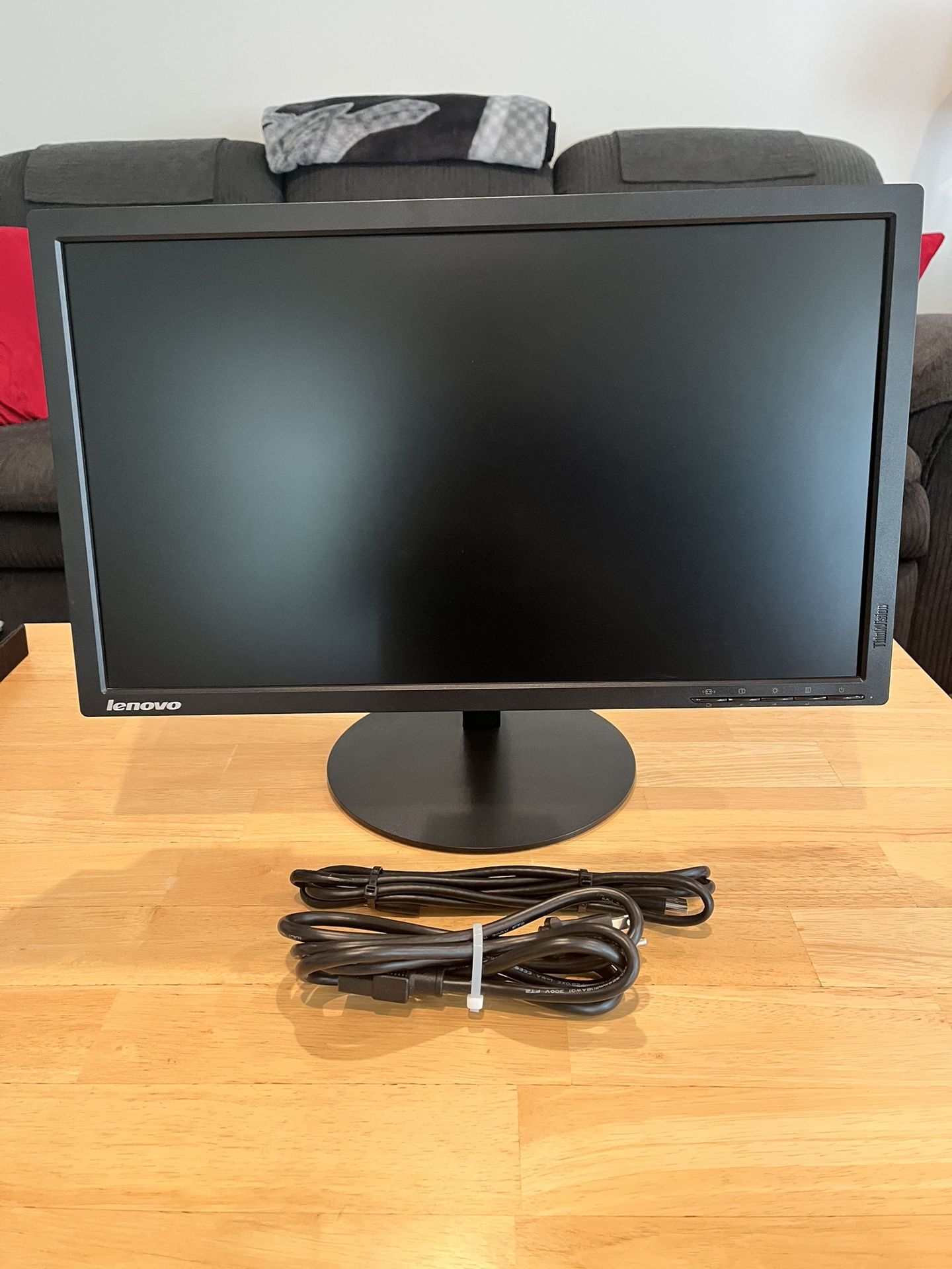 Monitor - Lenovo ThinkVision 21.5-inch LED Backlit LCD Monitor