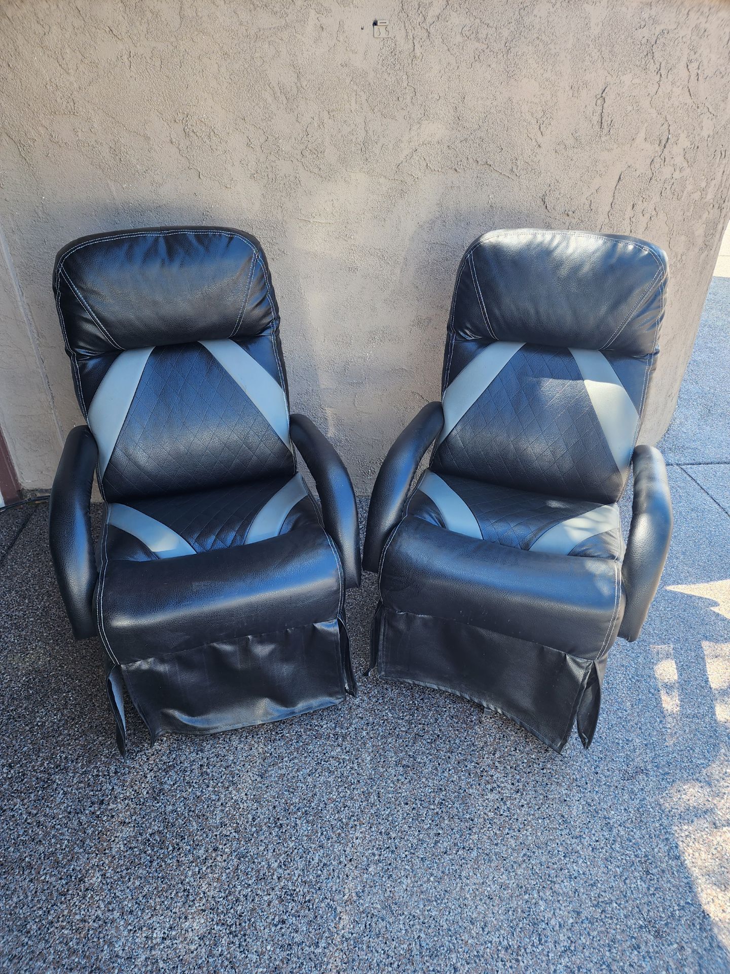 Rv chairs for toy hauler. In perfect condition. 