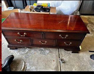 Lane Cherry Wood 5-Drawer Dresser with Brass Pulls