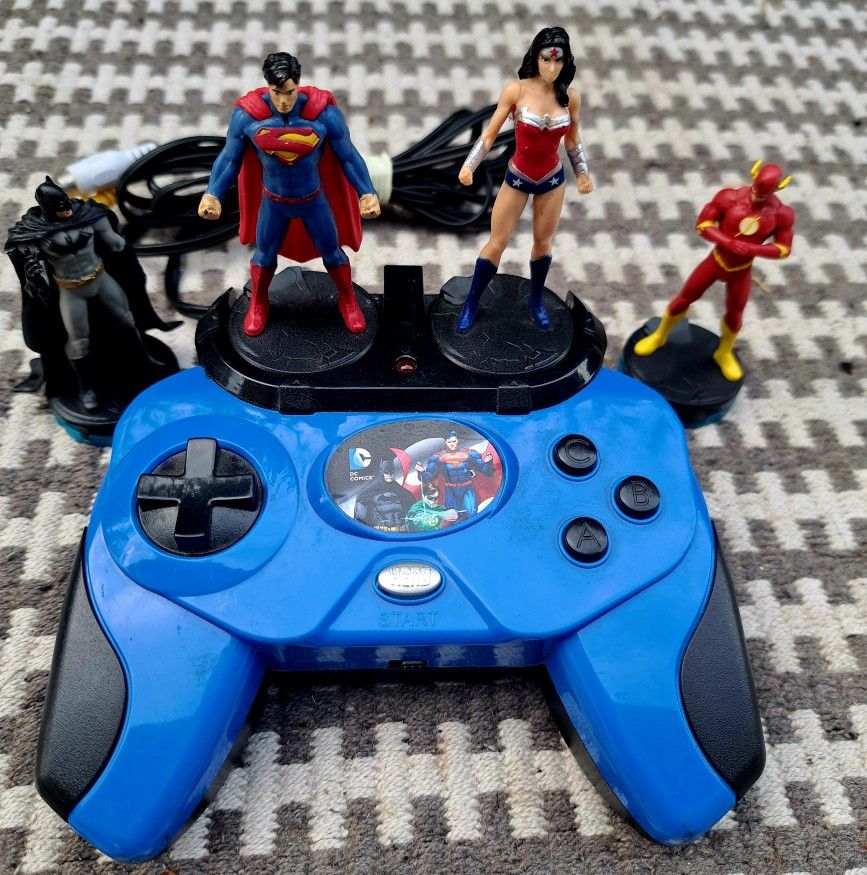 DC COMICS 4 PC. GAME ๐ฎ PLAY SET