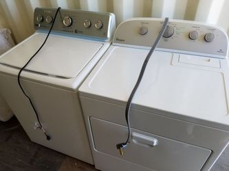 Washer and dryer good condition