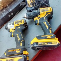 DEWALT ATOMIC 20V Cordless Drill Combo Kit, Compact. Impacted Drill With 3AH Battery 