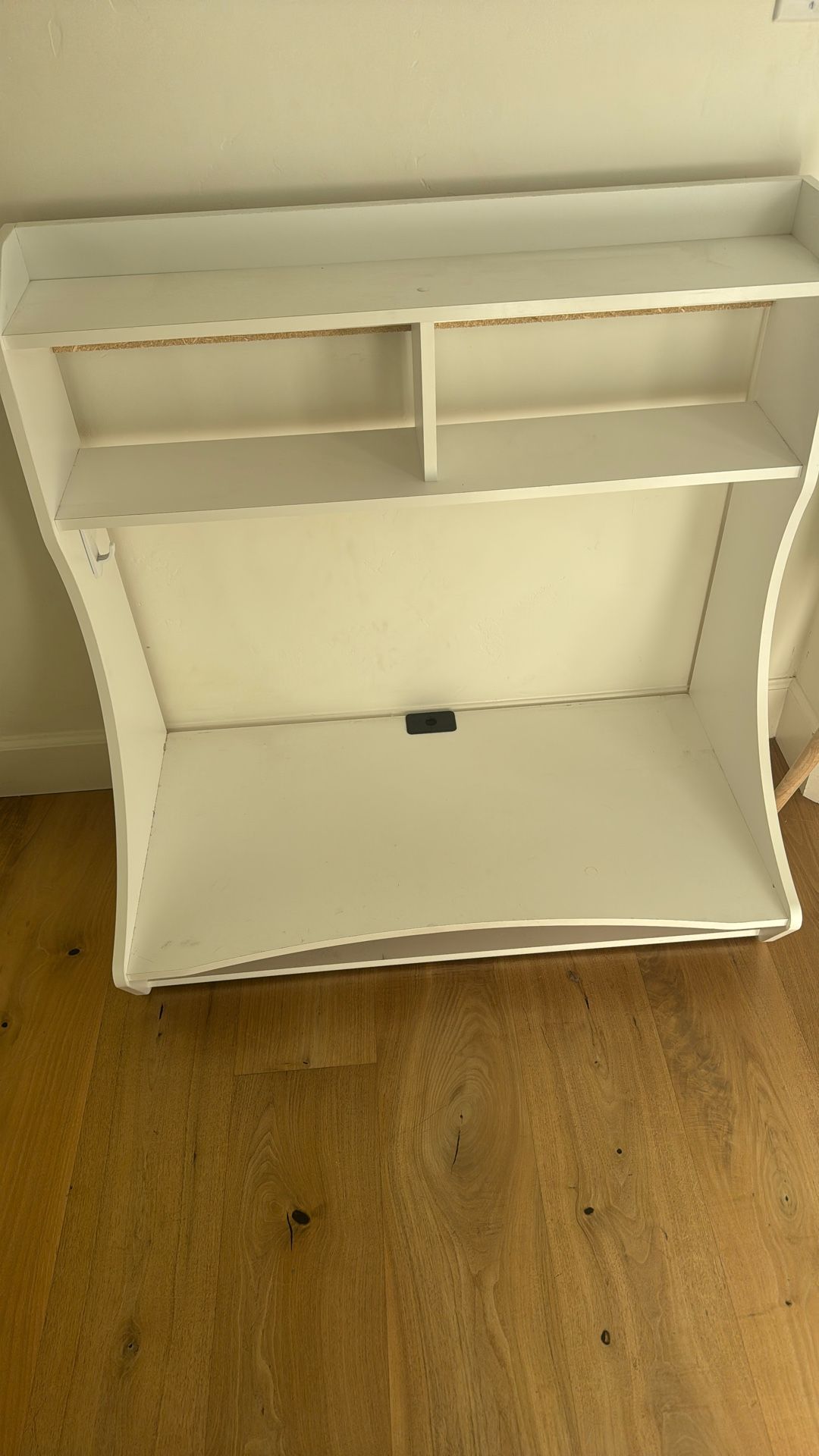 Floating Desk
