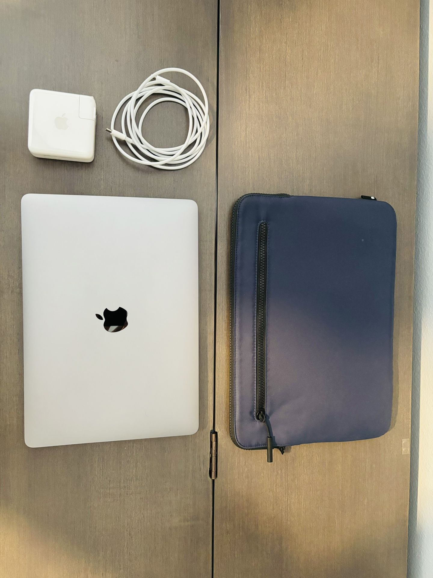 MacBook Pro 13” 2020 1TB HD