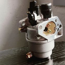 Brand new carburetor kit for Honda GX 390 pressure washer 20$20 brand new