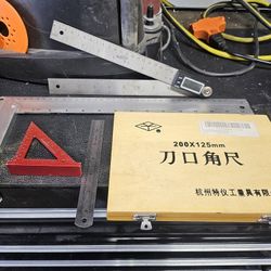 Rulers Guides Measuring Tools