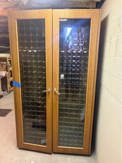 Oak Wine Locker