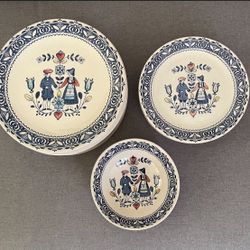 Vintage Johnson Brothers England Hearts & Flowers Dinnerware plates and bowls - 29 pieces 