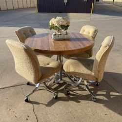 Dining Room Table With 4 Chairs 
