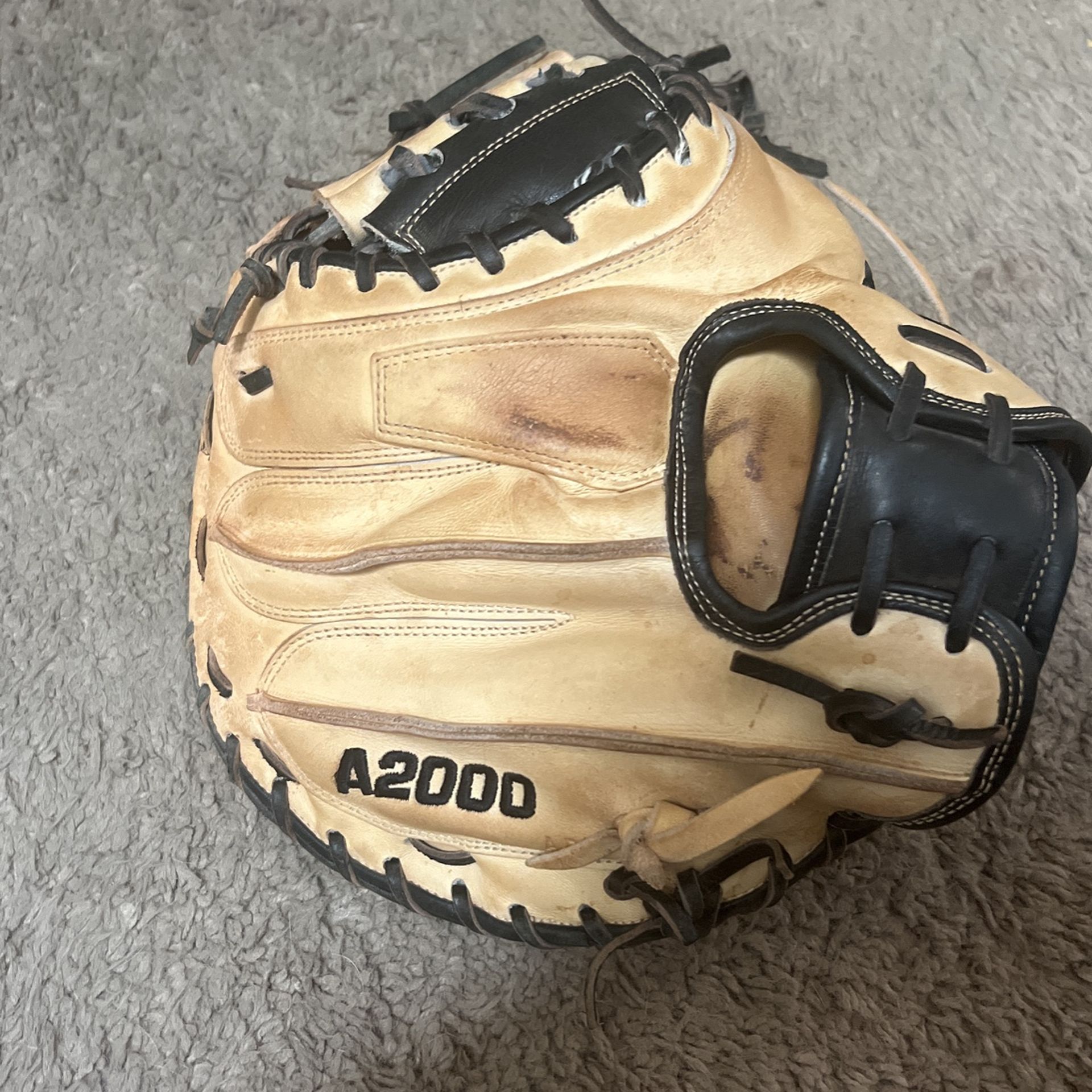 Wilson. A2000 Catchers Glove for Sale in Phoenix, AZ OfferUp