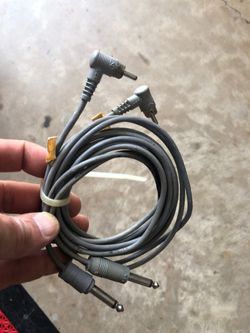 Guitar plugs to RCA cabled (two)