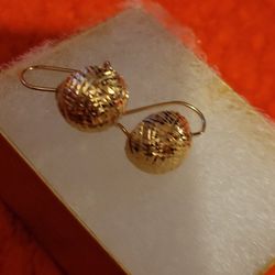 Gold Earrings BEAUTIFUL 